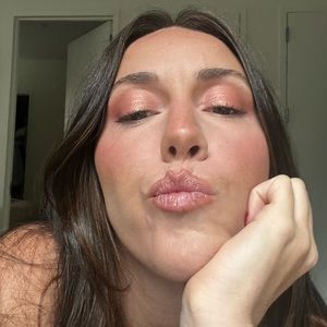 Meet your Posher, Jackie